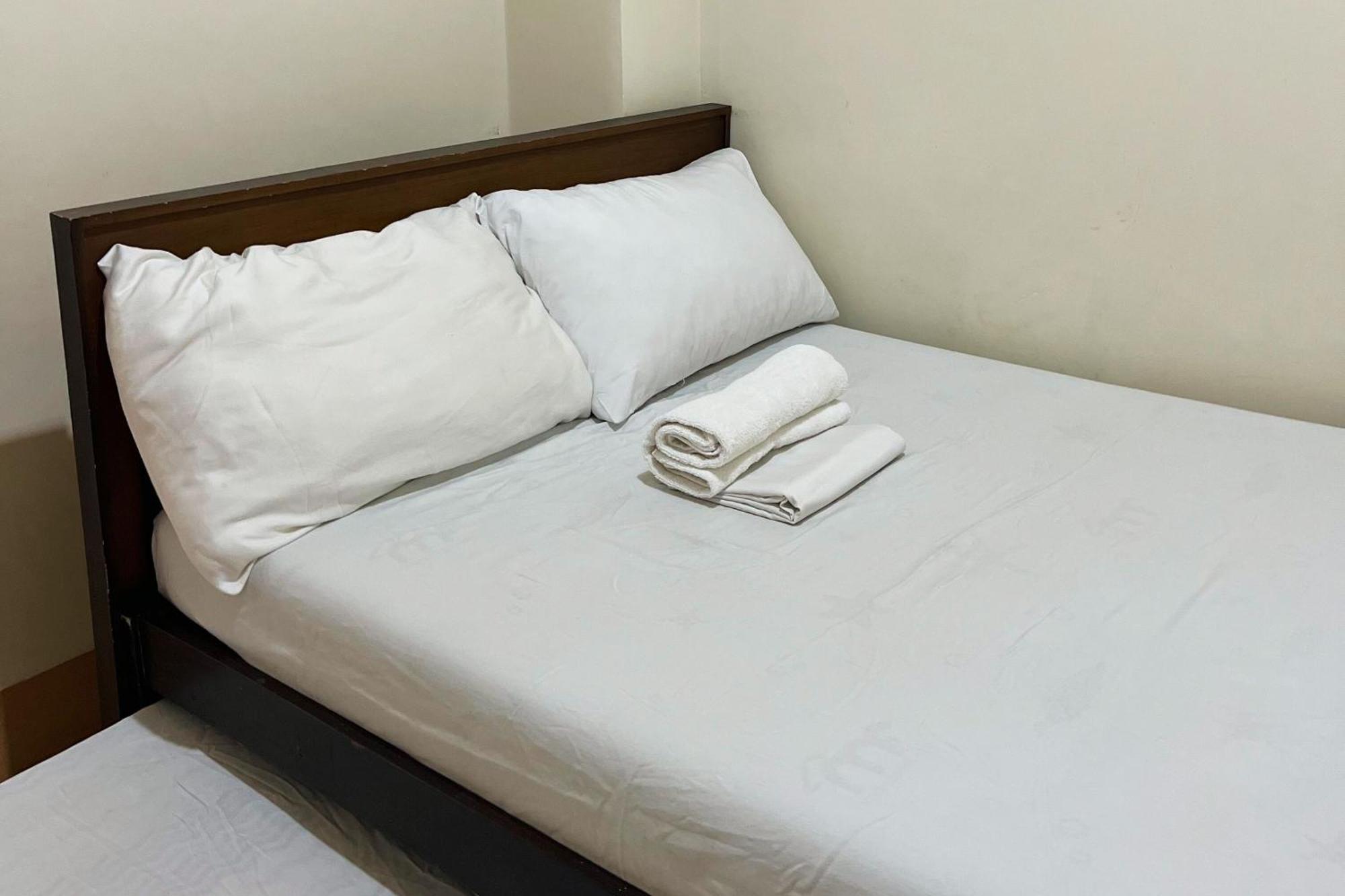 Sta Rosa Inn Iloilo Powered By Cocotel Kamer foto