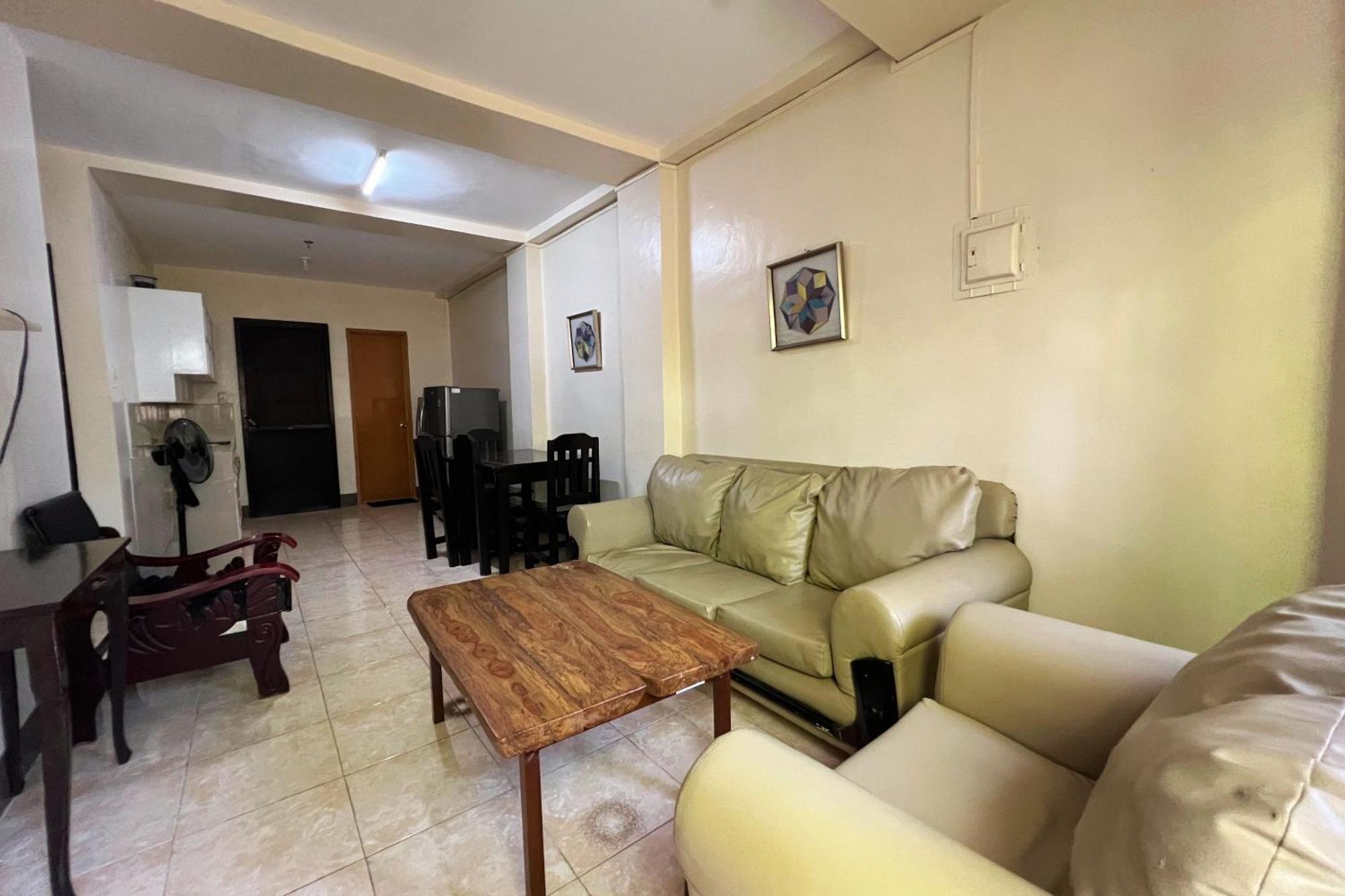 Sta Rosa Inn Iloilo Powered By Cocotel Kamer foto